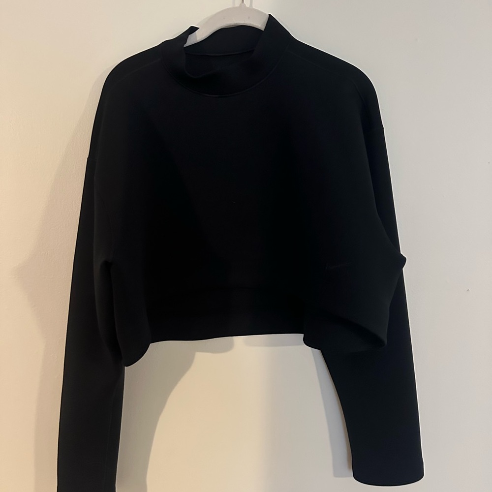 Nike Women's Black Long Sleeve Crop Top - Picture 3 of 5